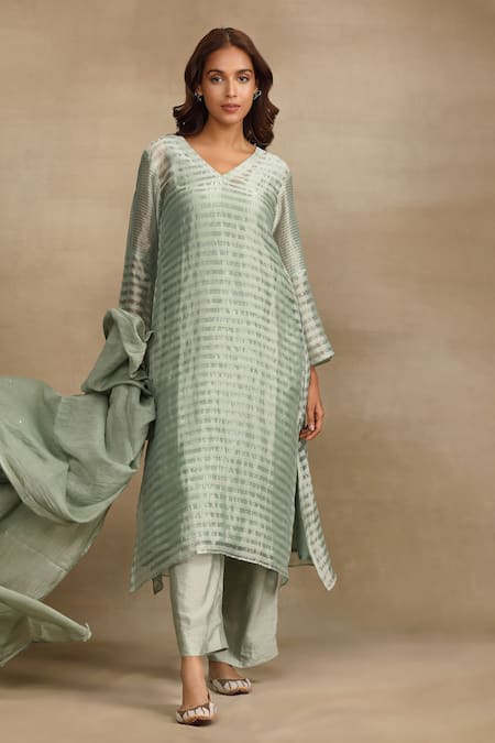 Buy_Trendy Tokari_Green Chanderi Embroidery V-neck Stripe Pattern Kurta Pant Set _Online_at_Aza_Fashions