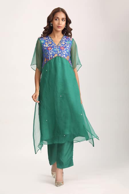 Trendy tokari Flower Vine Pattern Yoke Kurta With Pant 