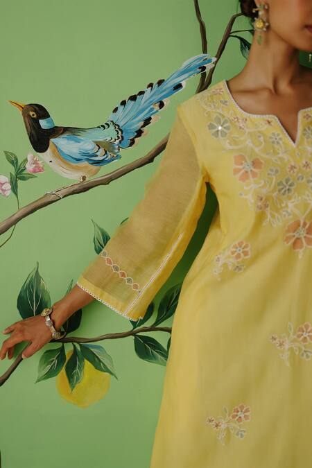 Buy_Label Nimbus_Yellow Kurta Chanderi Hand Embroidered Sequins Notched With Salwar _Online_at_Aza_Fashions