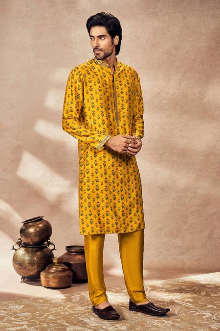 Masaba Yellow Silk Embroidery Raw Pixie Dust Print Kurta Online at Aza Fashions Masaba_Yellow Silk Embroidery Raw Pixie Dust Print Kurta_Online_at_Aza_Fashions