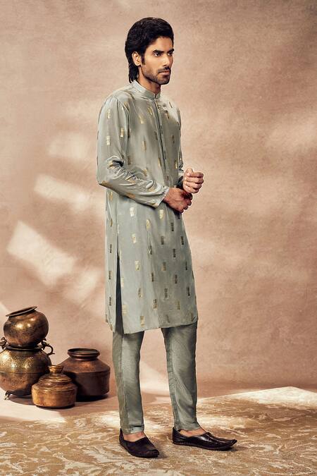 Buy_Masaba_Grey Silk, Crepe Foil Printing Timber Tribe Kurta With Pant _Online_at_Aza_Fashions