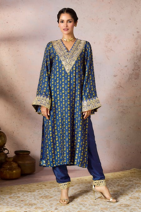 Masaba Blue Silk Embroidery, Sequins V-neck Pixie Dust Print Tunic With Border Pant Online at Aza Fashions Masaba_Blue Silk Embroidery, Sequins V-neck Pixie Dust Print Tunic With Border Pant _Online_at_Aza_Fashions