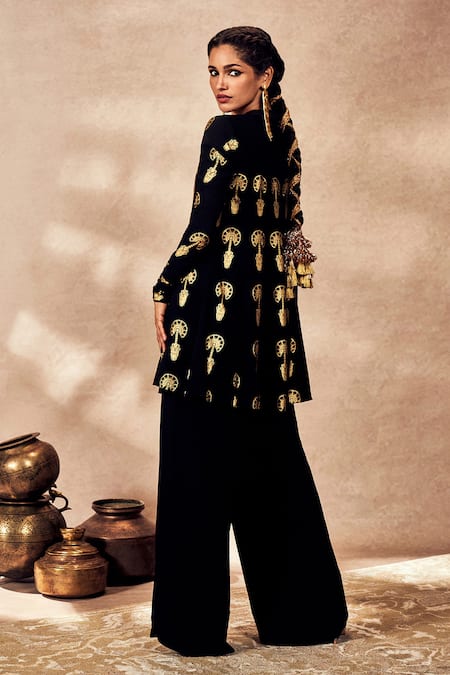Masaba Travellers Palm Print Embroidered Tunic & Straight Pant 