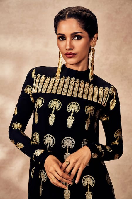 Masaba_Black Crepe, Silk Sequins, Travellers Palm Print Tunic And Straight Pant _at_Aza_Fashions