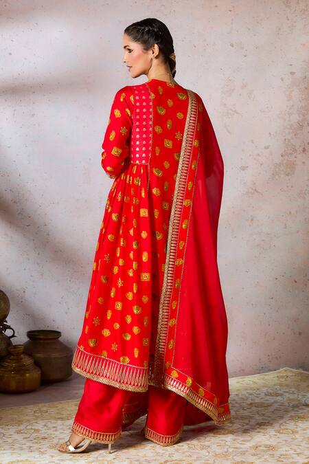 Shop Masaba Red Organza, Silk Embroidery, Zari V-neck Foil Print Anarkali With Dupatta at Aza Fashions Shop_Masaba_Red Organza, Silk Embroidery, Zari V-neck Foil Print Anarkali With Dupatta_at_Aza_Fashions