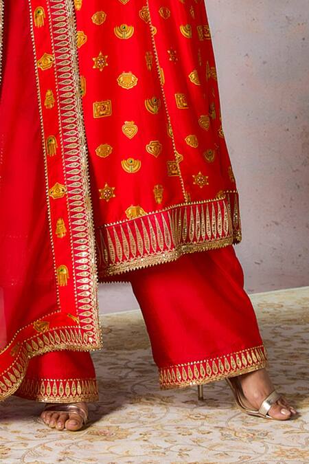 Masaba Red Organza, Silk Embroidery, Zari V-neck Foil Print Anarkali With Dupatta Online at Aza Fashions Masaba_Red Organza, Silk Embroidery, Zari V-neck Foil Print Anarkali With Dupatta_Online_at_Aza_Fashions