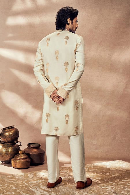 Shop Masaba Ivory Jacquard, Silk Embroidery Travellers Kurta And Pant Set at Aza Fashions Shop_Masaba_Ivory Jacquard, Silk Embroidery Travellers Kurta And Pant Set _at_Aza_Fashions