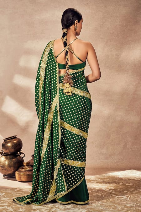 Shop Masaba Green Crepe, Palmscape Foil Print Crushed Saree With Unstitched Blouse Piece at Aza Fashions Shop_Masaba_Green Crepe, Palmscape Foil Print Crushed Saree With Unstitched Blouse Piece_at_Aza_Fashions