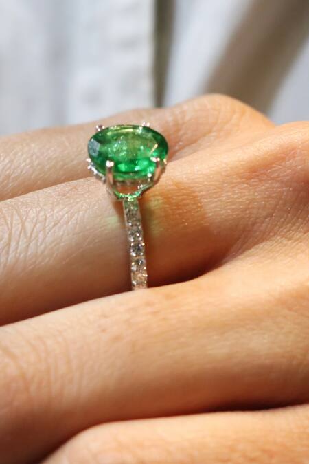 Shop Fiona Diamonds Green Rhinestones, Stones 18kt White Gold Lab Diamond Embellished Ring at Aza Fashions Shop_Fiona Diamonds_Green Rhinestones, Stones 18kt White Gold Lab Diamond Embellished Ring_at_Aza_Fashions