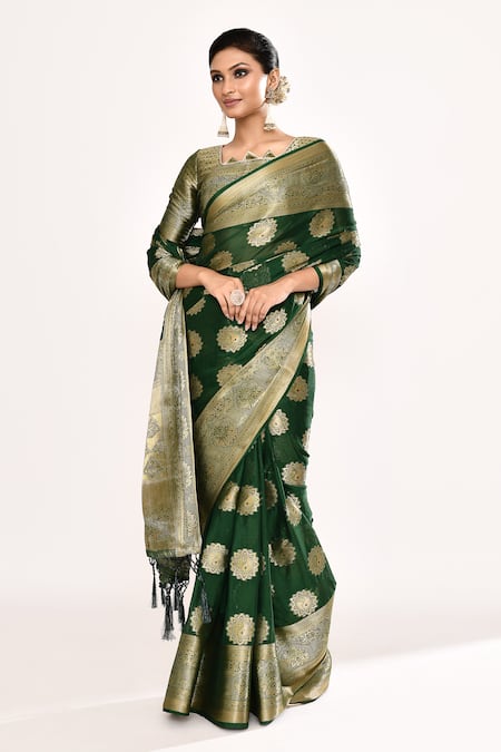 Naintara Bajaj_Green Viscose Zari Asymmetric Geometric Woven Saree With Blouse _Online_at_Aza_Fashions