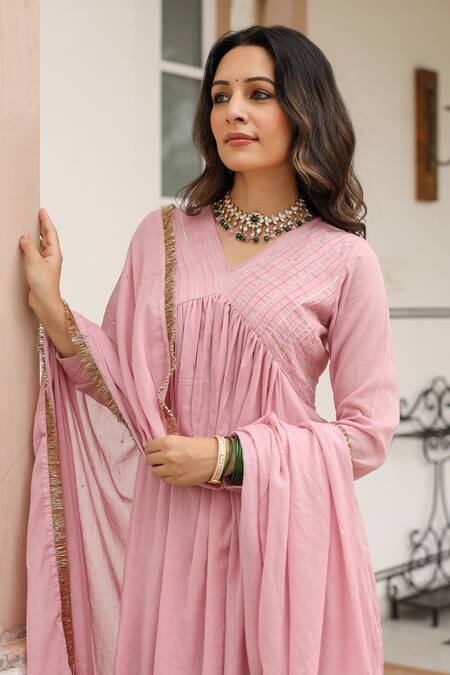 Buy_Pheeta_Pink Mulmul Embroidery Fringe Lace V-neck Gota Yoke Anarkali And Pant Set