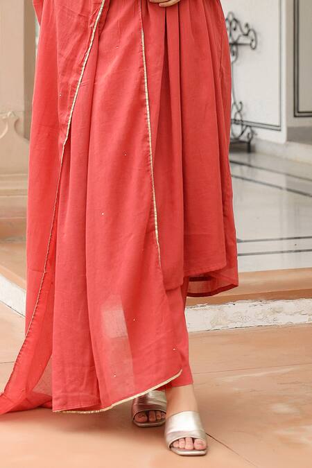 Pheeta_Red Mulmul Embroidery Fringe Lace V-neck Solid Yoke Gathered Anarkali And Pant Set_Online_at_Aza_Fashions