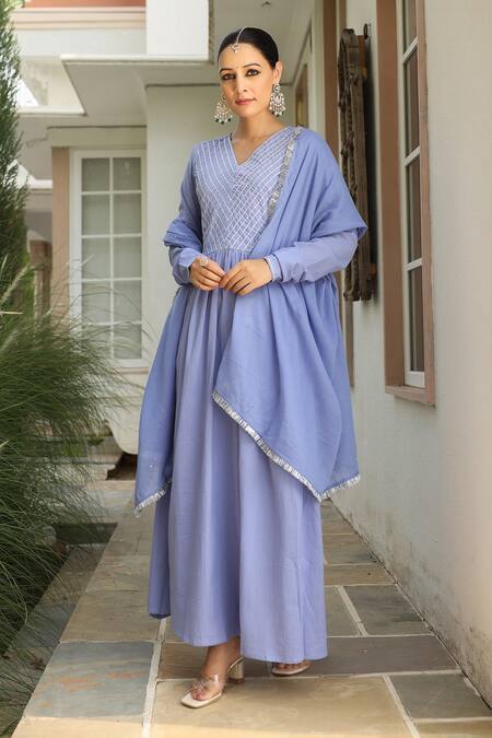 Pheeta_Blue Mulmul Embroidery Fringe Lace V-neck Solid Anarkali And Pant Set_at_Aza_Fashions