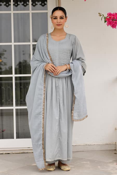 Pheeta Pintuck Kurta & Pant Set 