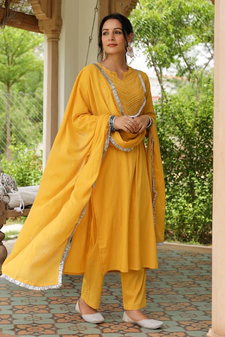 Pheeta Yellow Mulmul Embroidery Fringe Lace Notched Yoke Kurta And Pant Set 