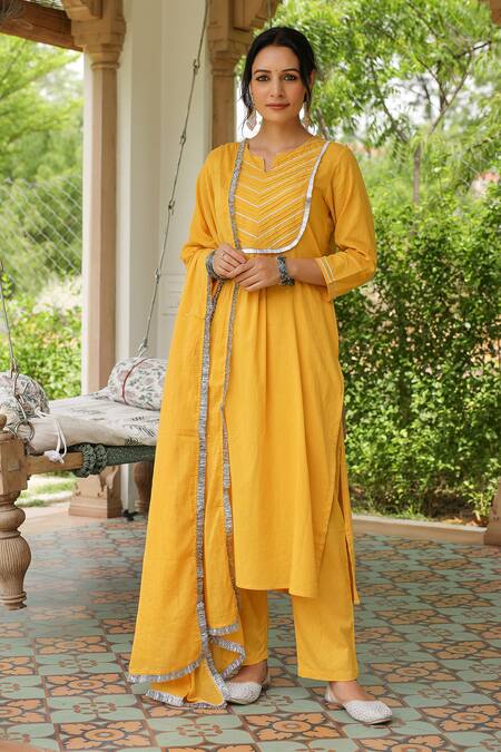 Pheeta_Yellow Mulmul Embroidery Fringe Lace Notched Yoke Kurta And Pant Set_at_Aza_Fashions