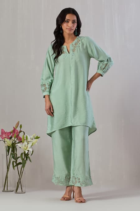 Grass & Sunshine Flora Applique Embroidered Kurta With Pant 