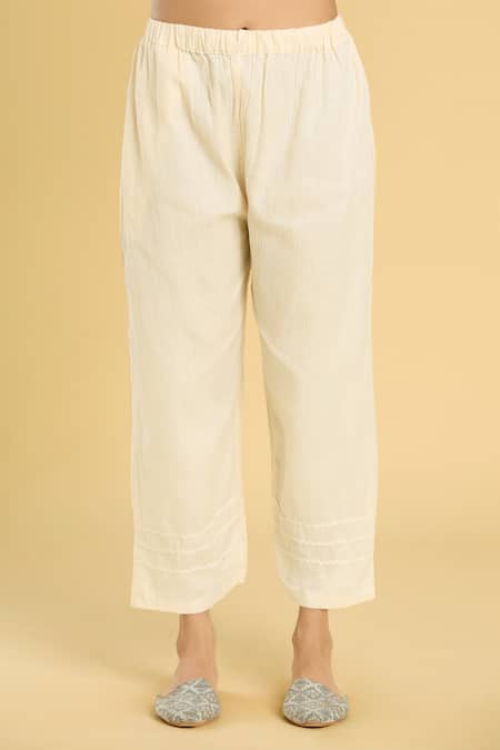 Buy_Label Lila_Off White Cotton, Chanderi Embroidery Round Neck Phool Kurta Pant Set 