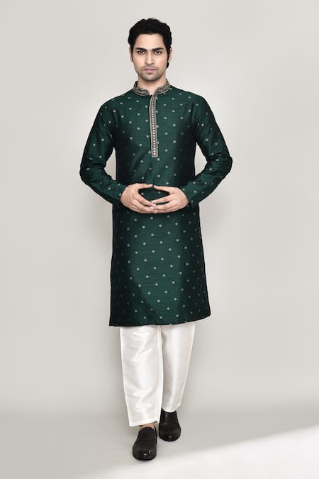 Arihant Rai Sinha Cream Jacquard Silk Woven Wildbloom Jaal Kurta With Pant 