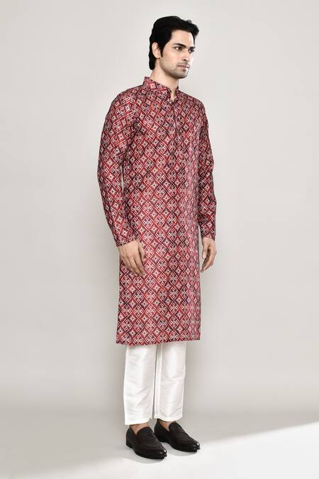 Arihant Rai Sinha_Maroon Cotton, Silk Embroidery Mosaic Phool Print Kurta With Pant_at_Aza_Fashions