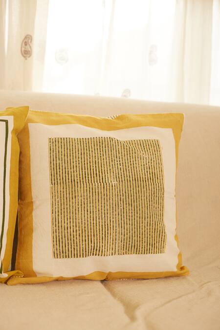 Buy Inheritance India White 100% Cotton Mughal Pattern Cushion Covers - Set Of 4 Online at Aza Fashions Buy_Inheritance India_White 100% Cotton Mughal Pattern Cushion Covers - Set Of 4_Online_at_Aza_Fashions