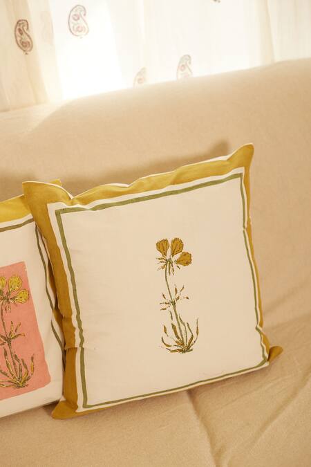 Buy Inheritance India White 100% Cotton Mughal Block Pattern Cushion Covers - Set Of 4 Online at Aza Fashions Buy_Inheritance India_White 100% Cotton Mughal Block Pattern Cushion Covers - Set Of 4_Online_at_Aza_Fashions