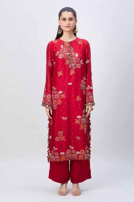 Minaxi Dadoo_Red Organza, Silk Tassels Round Neck Temple Embroidered Kurta Set _Online_at_Aza_Fashions