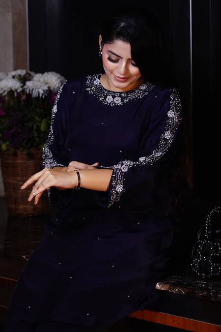 Buy_Myra Clothing Line_Blue Crepe Embroidery Round Neck Bead Floral Embellished Kurta With Pant _Online_at_Aza_Fashions