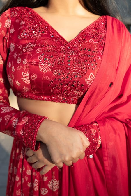 Buy_Essay By Sumedha Agrawal_Red Organza, Satin Embroidery, Beads V-neck Floral Print Lehenga Set _Online_at_Aza_Fashions