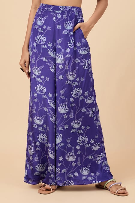 Essay By Sumedha Agrawal_Blue Cotton, Crepe Square Neck Floral Print Crop Top With Pant _Online_at_Aza_Fashions