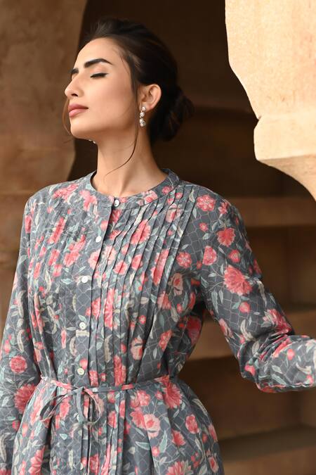 Sage Saga_Grey Muslin Embroidery, Lace Bandeau Neck Barkha Printed Scalloped Shirt _at_Aza_Fashions