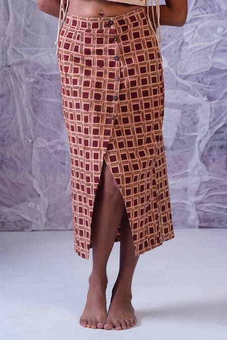 Buy Label Rama Brown Cotton Hand Block Print Geometric Pencil Fit Skirt Online at Aza Fashions Buy_Label Rama_Brown Cotton Hand Block Print Geometric Pencil Fit Skirt_Online_at_Aza_Fashions
