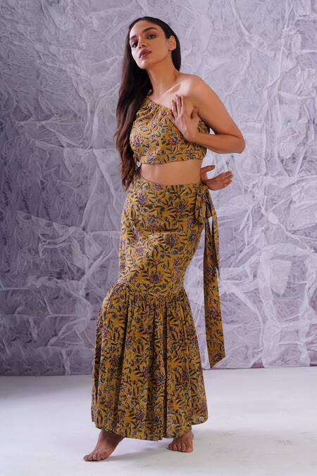 Buy_Label Rama_Yellow Cotton Hand Block Print Geometric Asymmetric Crop Top With Skirt_Online_at_Aza_Fashions