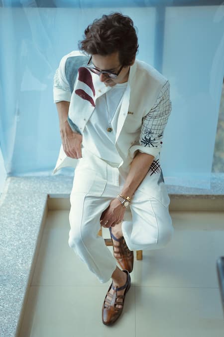Jatin Malik Ivory Cotton, Linen Abstract Print Holiday Overshirt Online at Aza Fashions Jatin Malik_Ivory Cotton, Linen Abstract Print Holiday Overshirt _Online_at_Aza_Fashions