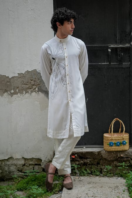 Jatin Malik Floral Embroidered Bloom Kurta With Pant 