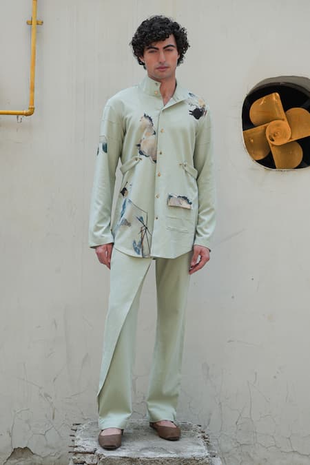 Shop Jatin Malik Green Linen Kelly Flap Trouser at Aza Fashions Shop_Jatin Malik_Green Linen Kelly Flap Trouser _at_Aza_Fashions