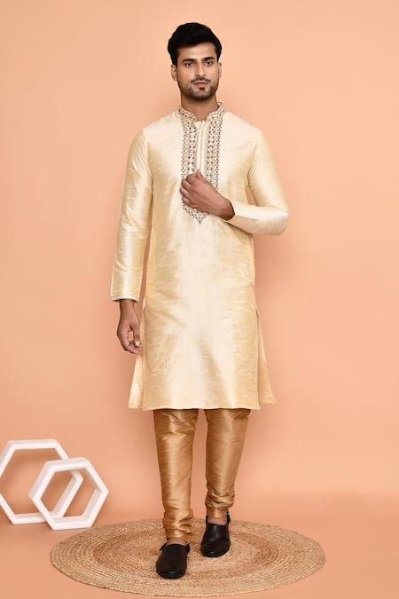 Arihant Rai Sinha Floral Threadwork Kurta With Churidar 