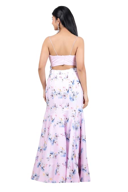 Buy House Of Mithi Kalra Pink Silk Beads, Embroidery Round Neck, Floral Print Jacket With Skirt Set Buy_House Of Mithi Kalra_Pink Silk Beads, Embroidery Round Neck, Floral Print Jacket With Skirt Set