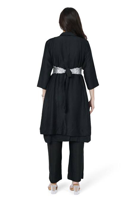 Komal Shah_Black Chanderi Quilted Collared Solid Layered Kurta With Pant Set _Online_at_Aza_Fashions