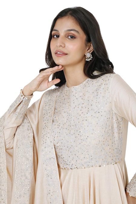 Komal Shah_Beige Anarkali And Dupatta Chanderi Embroidered Round Yoke With_Online_at_Aza_Fashions