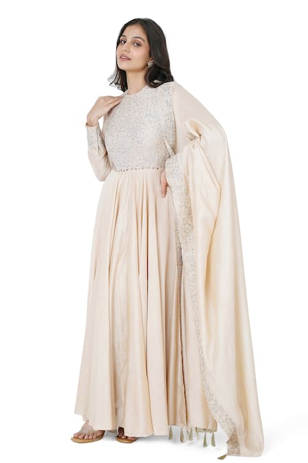 Buy_Komal Shah_Beige Anarkali And Dupatta Chanderi Embroidered Round Yoke With_Online_at_Aza_Fashions