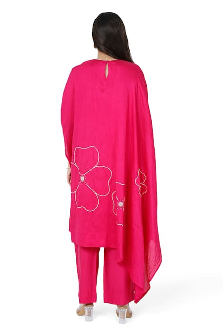 Komal Shah_Pink Plain Sc Embroidered Thread Round Pita Cape And Pant Set _Online_at_Aza_Fashions