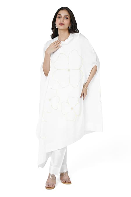 Komal Shah Embroidered Cape & Pant Set 