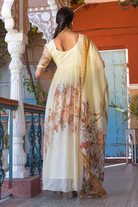 Shop Ankur J Cream Habutai Silk Printed Sequins V-neck Combination Anarkali With Dupatta at Aza Fashions Shop_Ankur J_Cream Habutai Silk Printed Sequins V-neck Combination Anarkali With Dupatta _at_Aza_Fashions