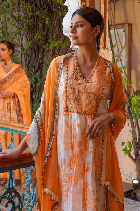 Ankur J Ivory Habutai Silk Printed Sequins V-neck Floral Mix A-line Kurta Palazzo Set at Aza Fashions Ankur J_Ivory Habutai Silk Printed Sequins V-neck Floral Mix A-line Kurta Palazzo Set _at_Aza_Fashions