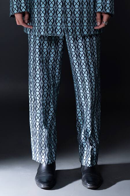 Buy Dark Hour Green 100% Cotton Suiting Print Geometric Jacket With Pant Online at Aza Fashions Buy_Dark Hour_Green 100% Cotton Suiting Print Geometric Jacket With Pant _Online_at_Aza_Fashions