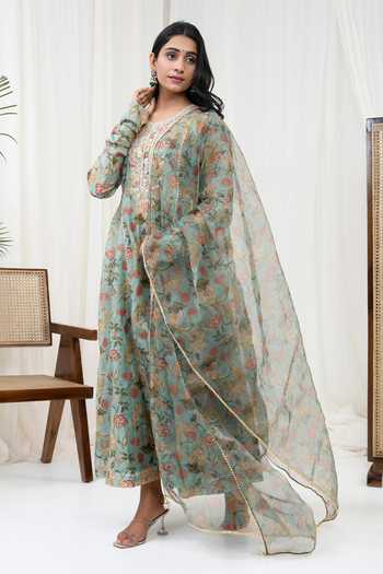 Yuvraani Jaipur_Green Chanderi, Organza, Cotton Embroidery, Gota Patti Round Neck Kurta Pant Set _Online_at_Aza_Fashions