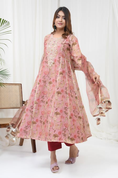 Buy_Yuvraani Jaipur_Brown Organza, Chanderi Embroidery Round Neck Floral Print Kurta Pant Set _Online_at_Aza_Fashions