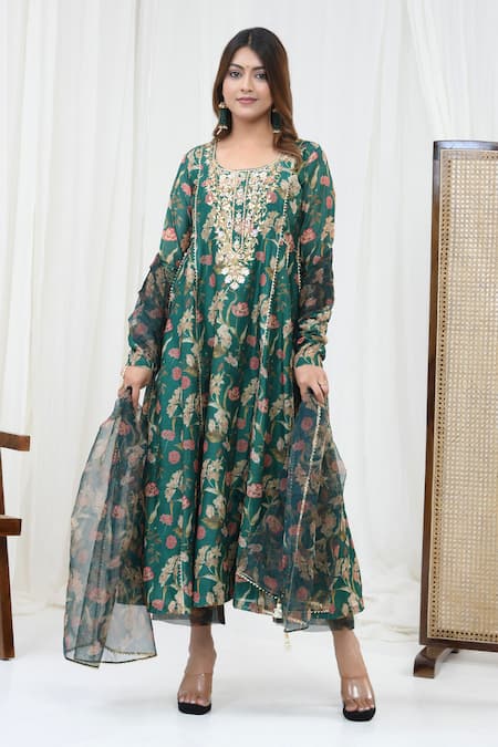 Yuvrani Jaipur Floral Print Kurta & Pant Set 