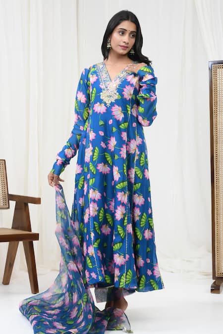 Yuvrani Jaipur Lotus Print Kurta & Pant Set 